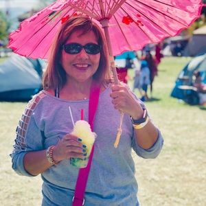 Meet your Posher, Yolanda